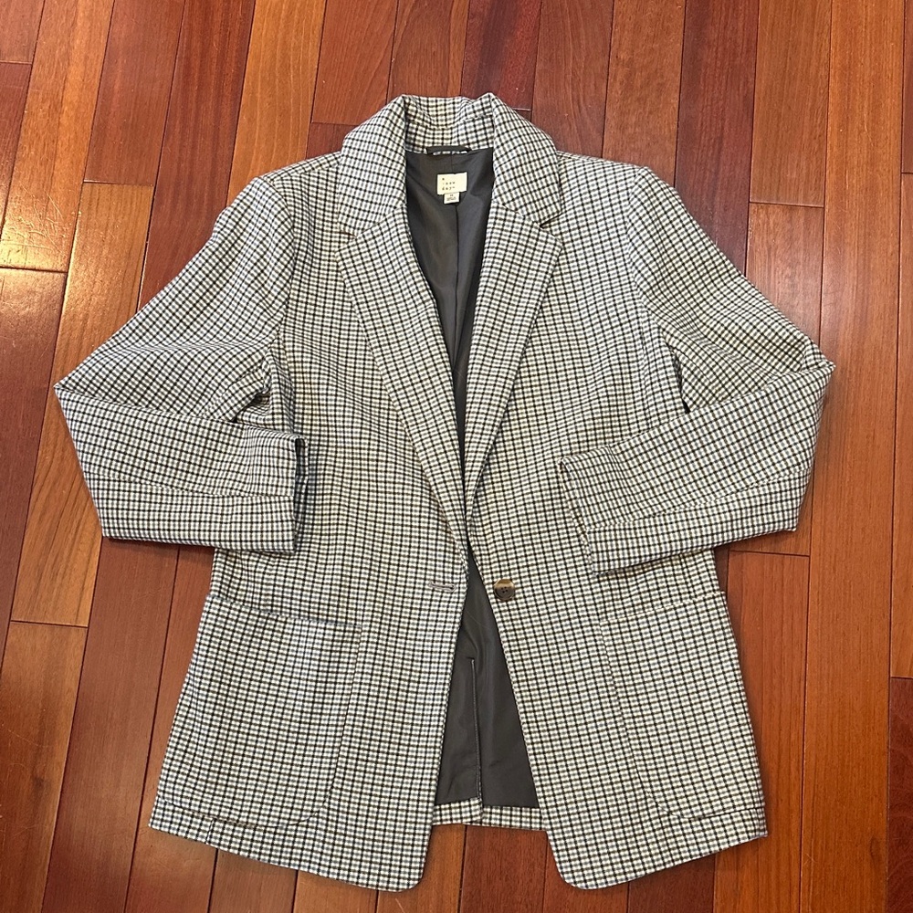 Single-Button Oversized Blazer